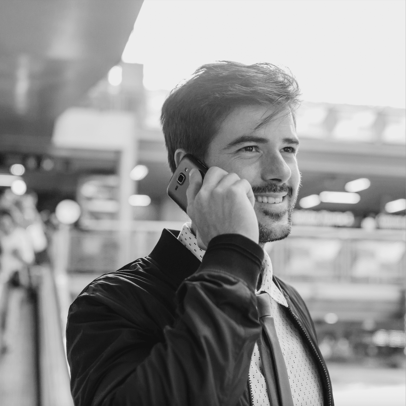 Cropped_BW_Happy_Male_Pronto_Customer